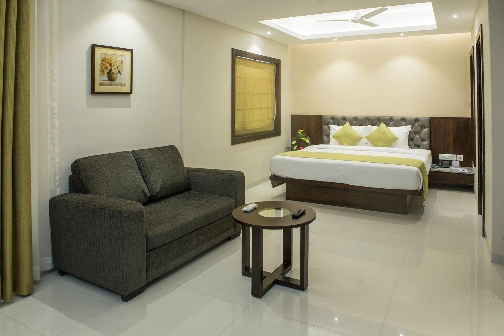 Calangute Towers - Am Hotel Kollection Ngoại thất bức ảnh